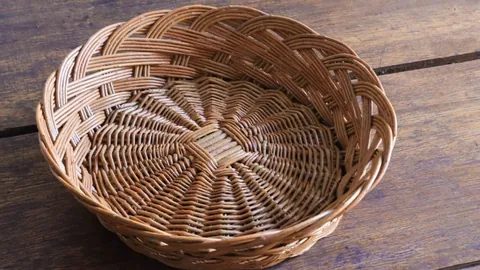 “阿森纳球星萨卡遭遇腿筋伤势，恢复时间预计长达数周”